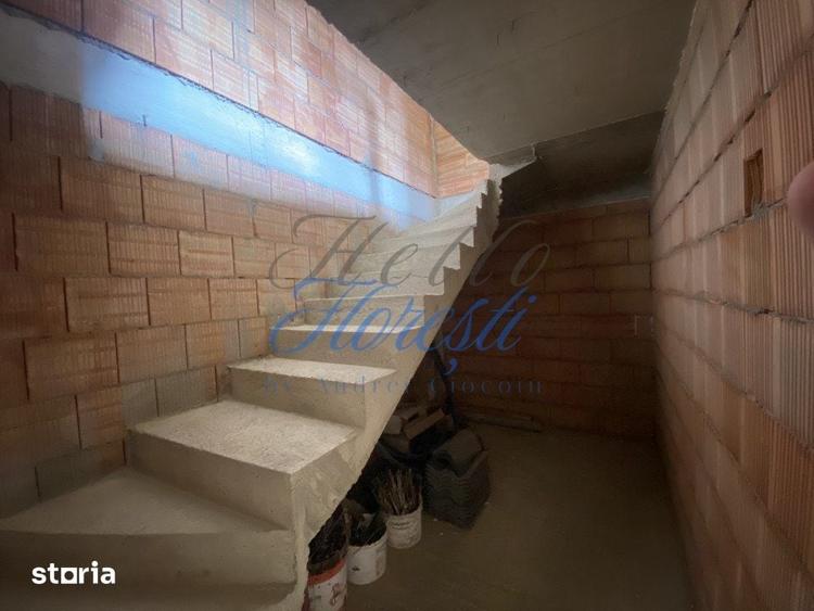 Casă cu 5 camere cu Teren 575 Mp în Feleacu