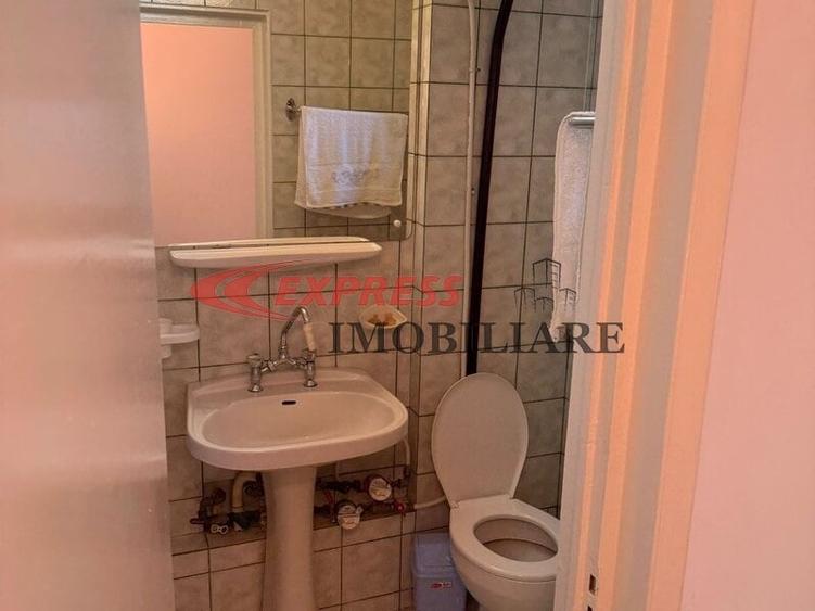 Apartament cu 3 camere decomandat în Dristor