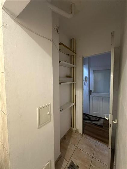 Apartament cu 2 camere nedecomandat în Podul de Piatră