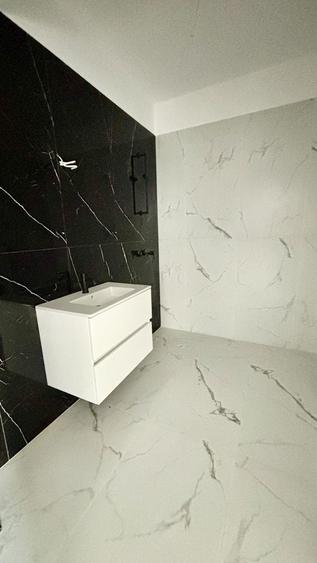 Apartament cu 2 camere decomandat în P-ța Muncii