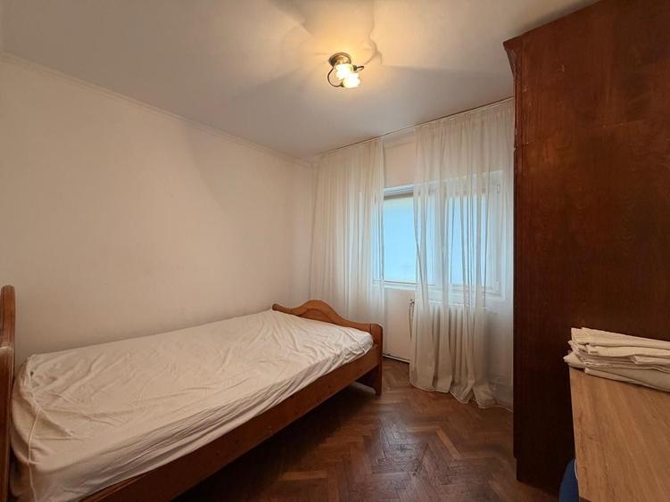 Apartament cu 3 camere decomandat, mobilat în Mănăștur