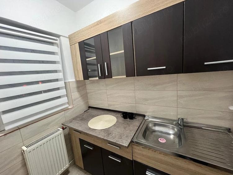 Garsonieră decomandată în Iosia