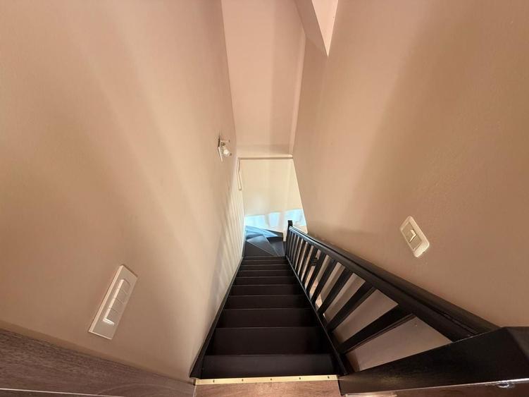 Apartament cu 3 camere decomandat, mobilat în Noua