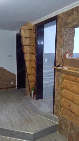 Casă cu 4 camere în Tăuții de Sus