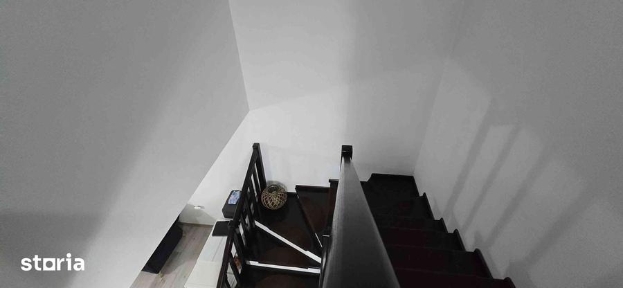 Casă cu 4 camere cu Teren 318 Mp în Copăcelu