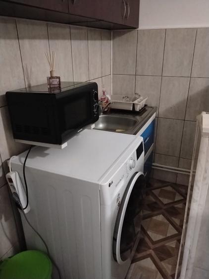 Apartament cu 2 camere decomandat în Exterior Vest