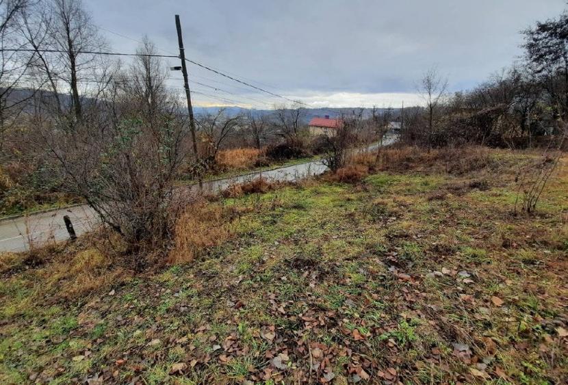Teren intravilan de 4488 mp, în Exterior Nord