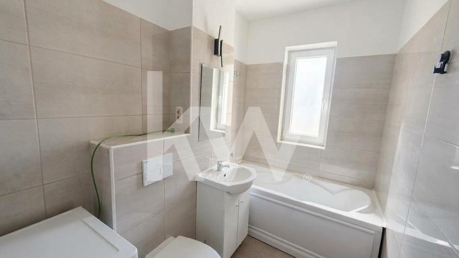 Apartament cu 3 camere decomandat, mobilat în Sânpetru