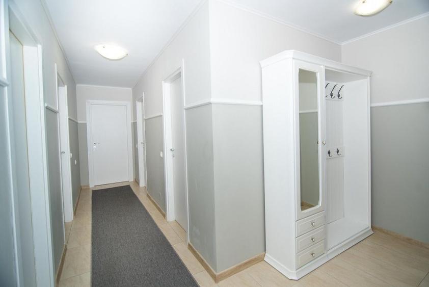 Apartament cu 3 camere decomandat, mobilat în Nord