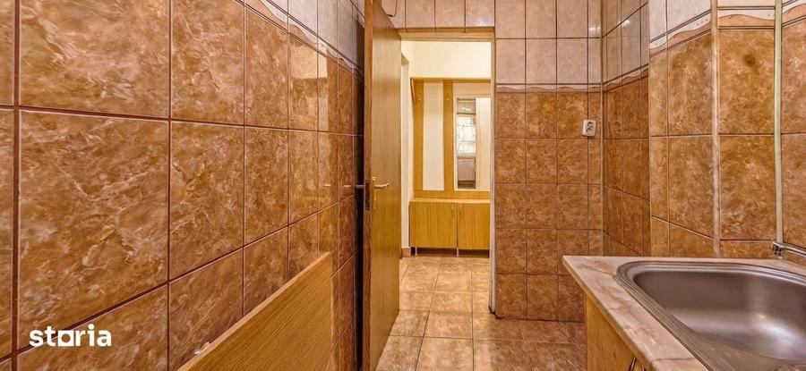 Apartament cu 2 camere semidecomandat în Ferentari