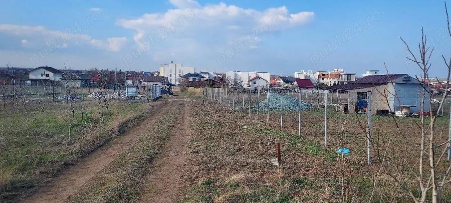 Teren de 800 mp, în Central