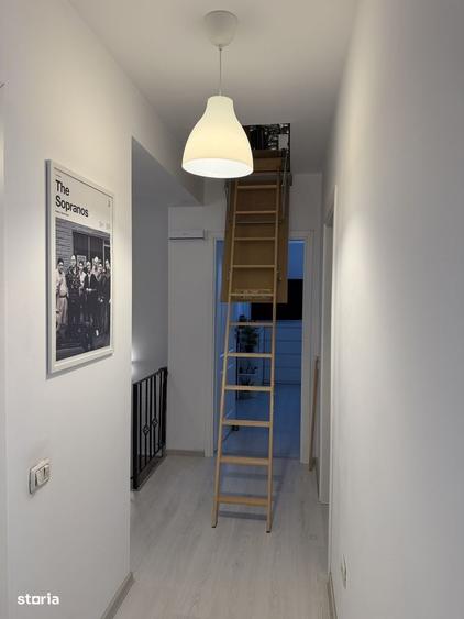 Casă cu 4 camere în Central