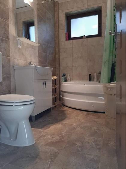 Apartament cu 2 camere decomandat în Florești