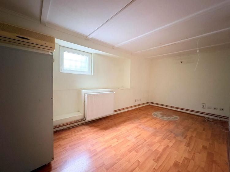 Spațiu comercial, de 278 mp, în Ultracentral