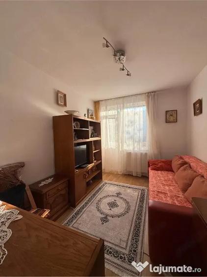 Apartament cu 3 camere decomandat în Ultracentral