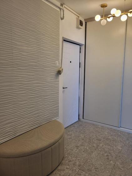 Apartament cu 2 camere circular în Centrul Civic