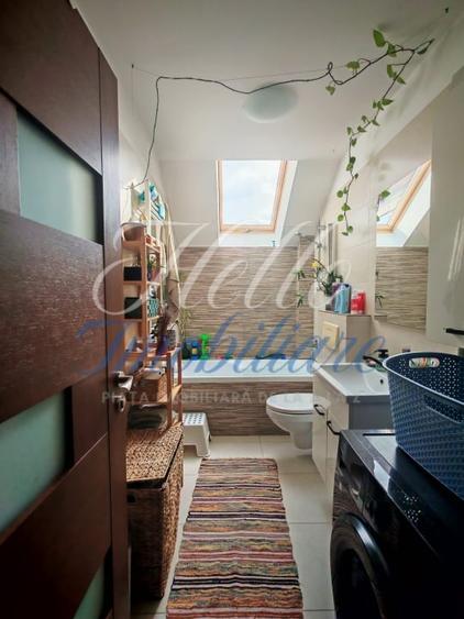 Apartament cu 4 camere decomandat, mobilat în Baciu