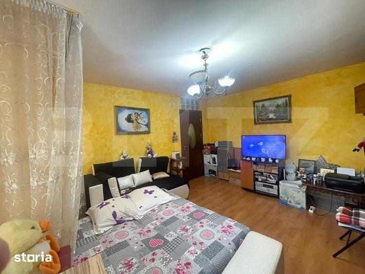 Apartament cu 3 camere decomandat în 1 Mai