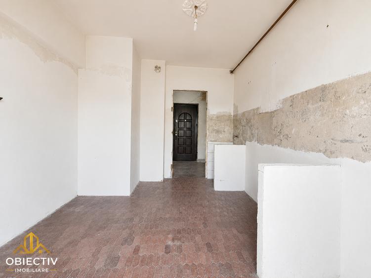 Apartament cu 3 camere decomandat în 1 Mai