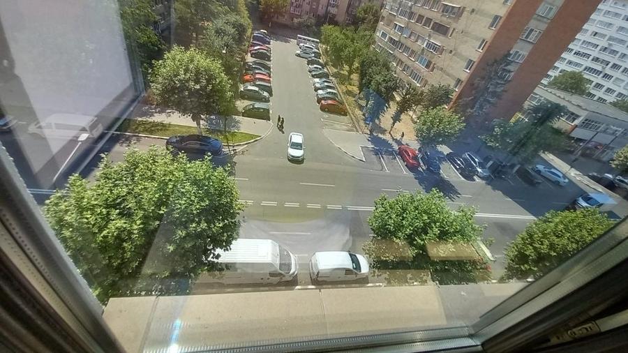 Apartament 2 camere de vanzare zona Ostroveni cina mansarda - 1