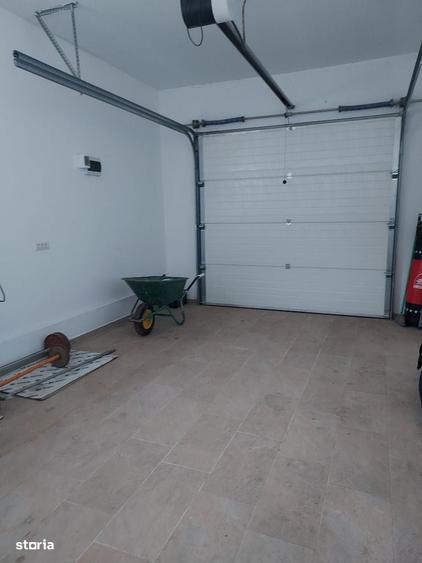 Casă cu 4 camere în Moara