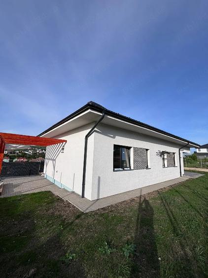 Casă cu Teren 465 Mp în Chinteni