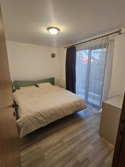 Casă cu 4 camere în Domnești