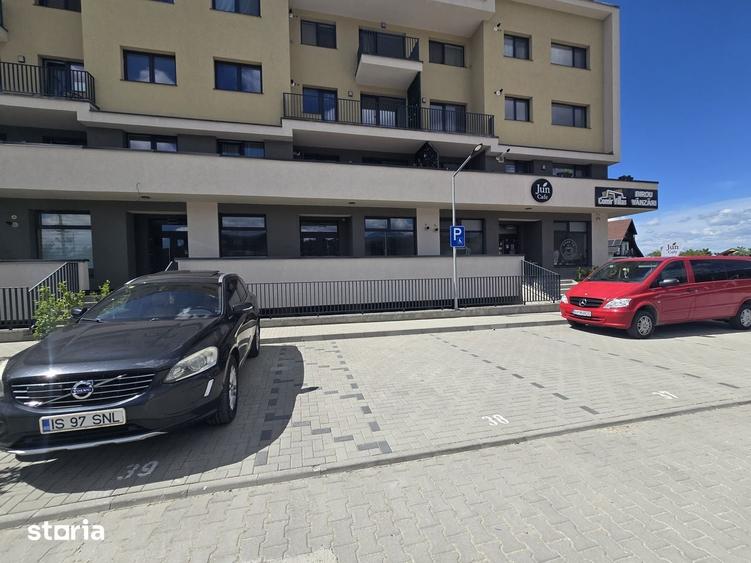 Spațiu comercial, de 85 mp, în Central