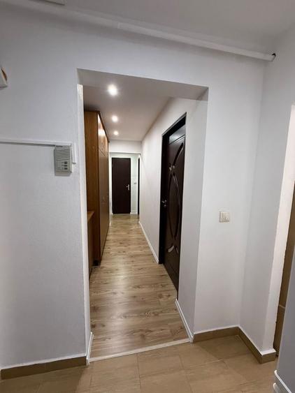 Inchiriez apartament 2 camere - 7