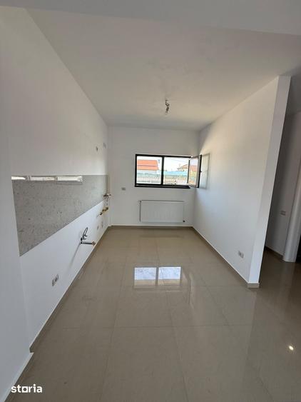 Casă cu 4 camere cu Teren 250 Mp în Cornetu