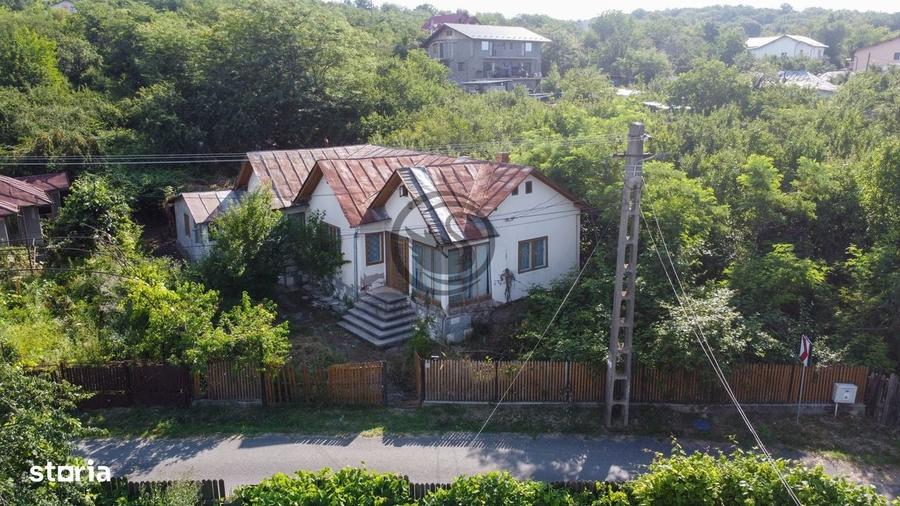 Casă cu 4 camere în Găgeni