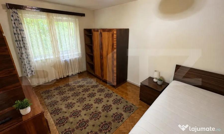 Apartament cu 3 camere decomandat în Central