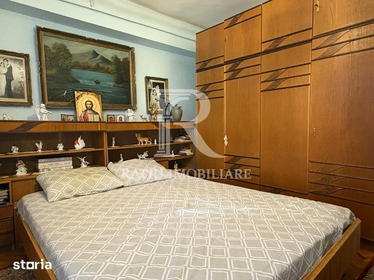 Apartament cu 4 camere decomandat în Dacia