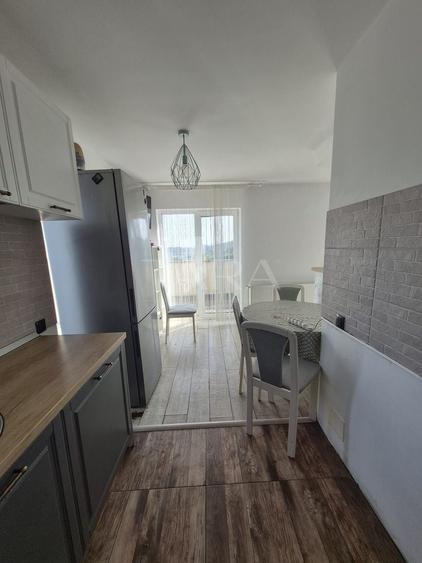 Apartament cu 2 camere semidecomandat, mobilat în Vest
