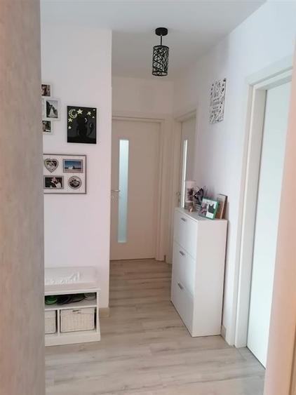 Apartament cu 3 camere decomandat în Valea Lupului