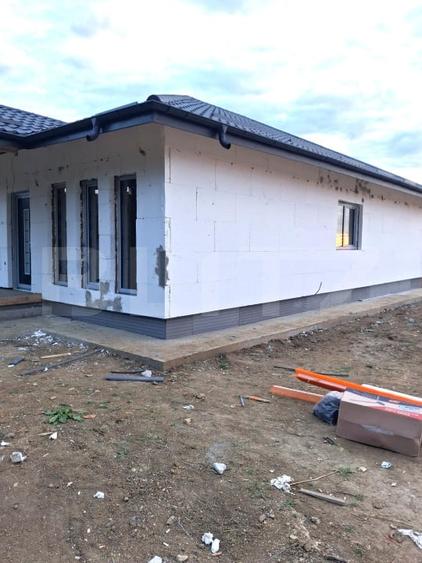 Casă individuală cu 4 camere cu Teren 460 Mp în Pietrăria