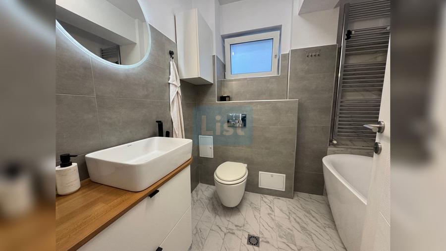 Apartament cu 3 camere semidecomandat în Grigorescu