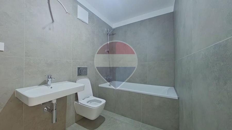 Apartament cu 2 camere semidecomandat în Semicentral