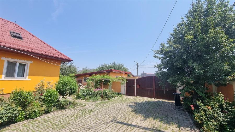 Casa de 4 camere zona Stupini - 19