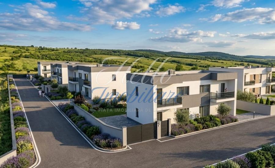 Duplex cu 4 camere cu Canalizare în Florești