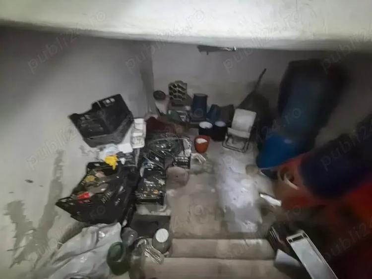 Apartament cu 4 camere în Confecții
