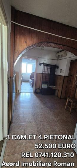 Apartament cu 3 camere decomandat în Central
