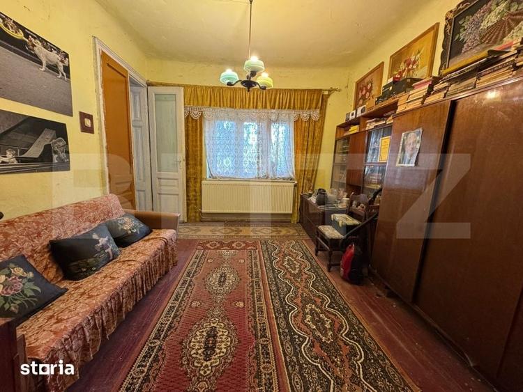 Casă cu 4 camere cu Teren 1488 Mp în Pestișu Mic