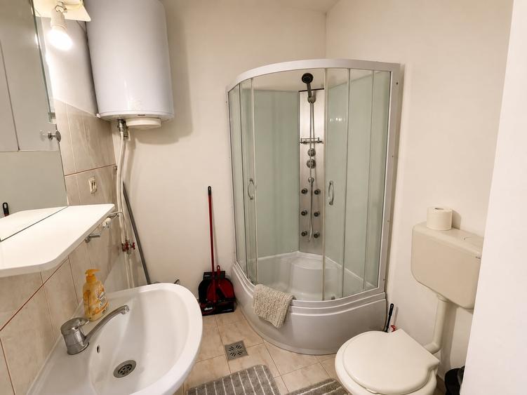 Apartament cu o cameră Traian - 8