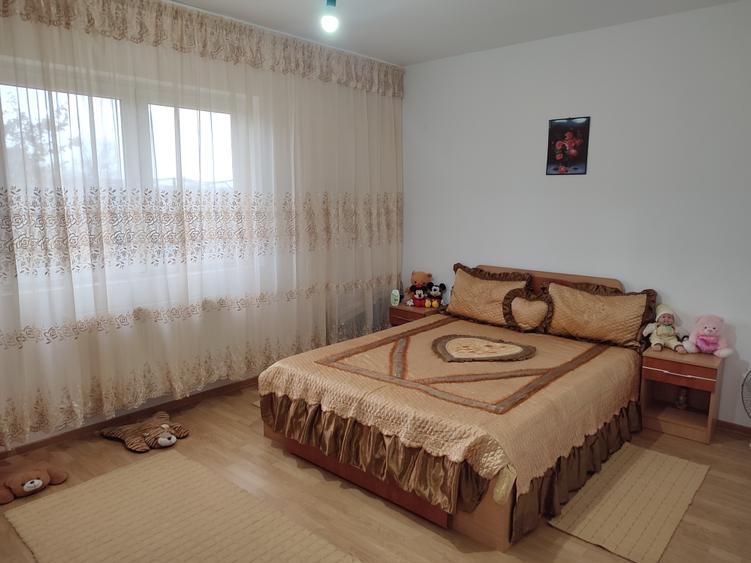 Casă individuală cu 4 camere cu Canalizare în Afumați