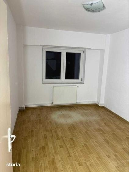Apartament cu 3 camere în Obcini