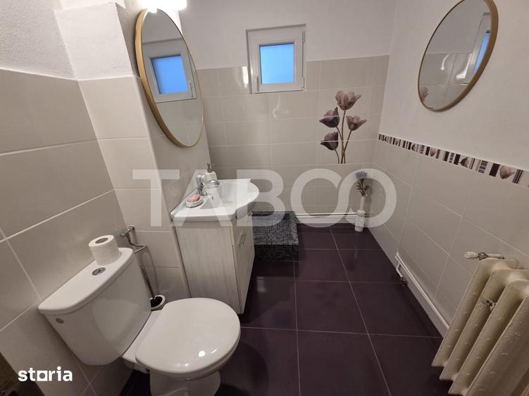 Apartament cu 4 camere decomandat în Central