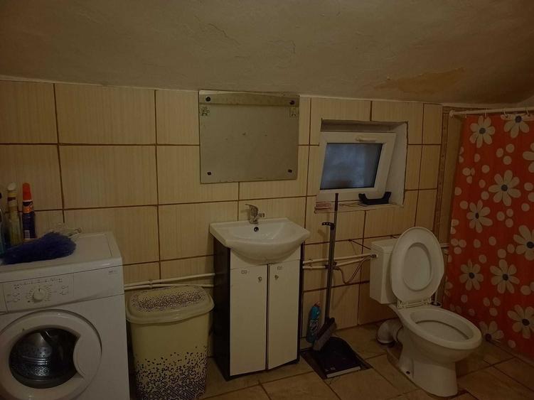 Casă cu 3 camere în Central