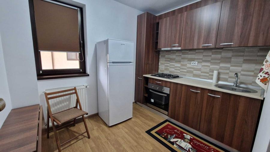 Garsonieră decomandată în Central