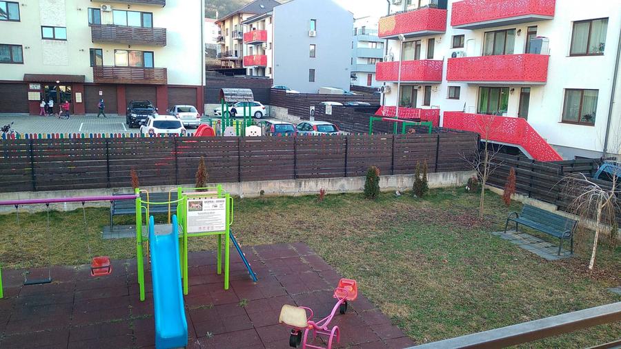 Apartament cu 2 camere semidecomandat în Florești